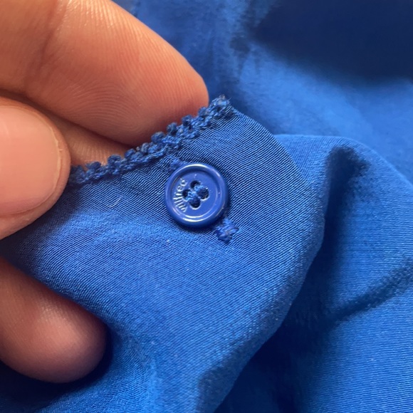 🌷Wilfred 100% Silk Sleeveless blouse - Picture 6 of 11